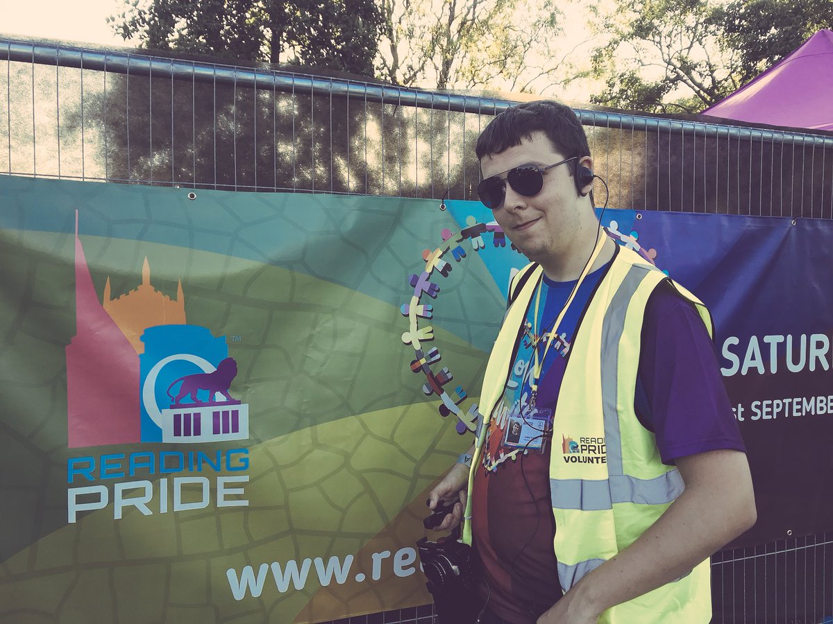 WBPProductions's tweet image. Fantastic day working for @Reading_Pride as Videography Co-Ordinator! Always a pleasure to support such a fantastic cause! Special thanks to my brilliant film crew. Expect the highlights video in the coming weeks! #LoveUnites @TaraMcDonaldTV
