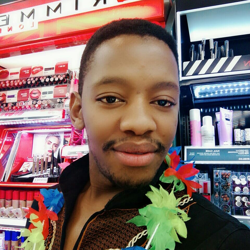 senzokuhlengco1's tweet photo. #NewProfilePic https://t.co/Lb6iDJhhJ8