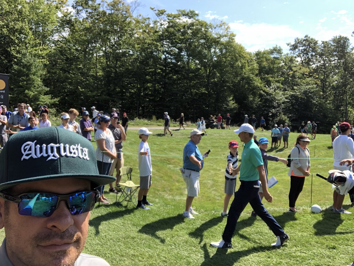 Another attempted selfie with <a href="/JordanSpieth/">Jordan Spieth</a> at <a href="/TPCBoston/">TPC Boston</a>.... thanks to my friends from Swing Society for the Augusta hat... it was a crowd favorite!!! Happy Labor Day Weekend!