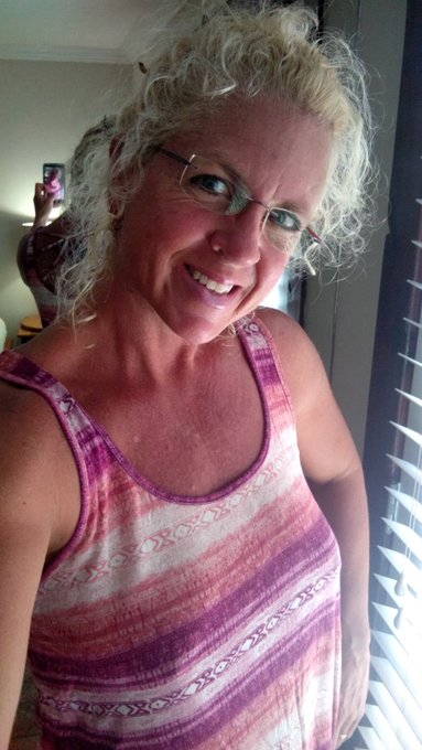 https://t.co/RbR2YKP1Pk<a href="/tag/milf"class="tags"><span>#milf</span></a><a href="/tag/hotwife"class="tags"><span>#hotwife</span></a>