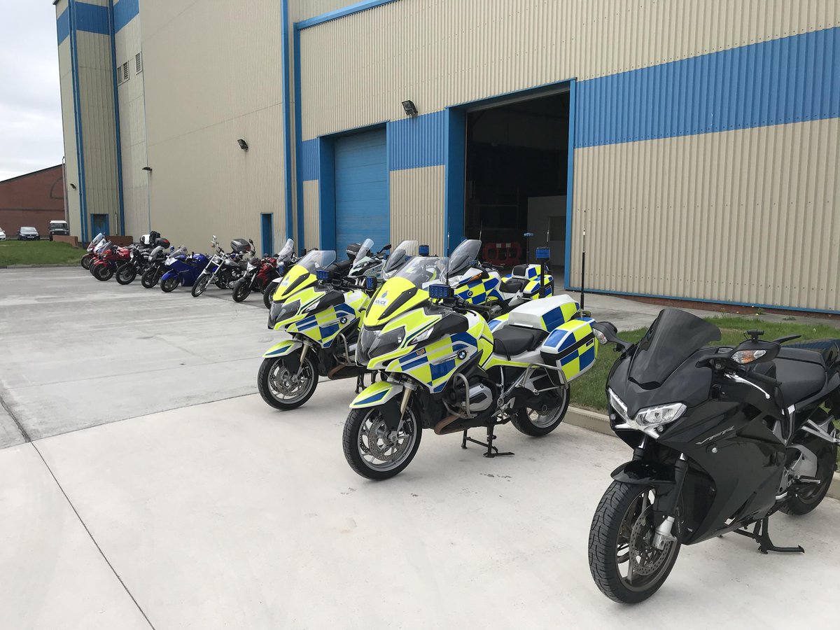MerPolTraffic's tweet photo. Our final @MsideBikesafe @BikeSafeUK event of the year today. Thanks to all the riders who attended, the Police Officers and Riding instructors who gave up their days off to run the course and the Emergency Services Training Centre for letting us use such a brilliant venue 👍🏼 https://t.co/Dxo0FYIbgq