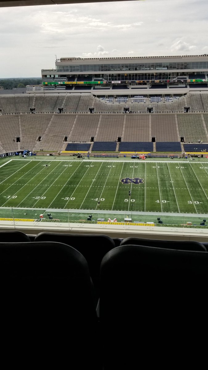 kristinamtb's tweet photo. My view for the game.#bluevsblue #espngameday https://t.co/G4FLVU4xQ7