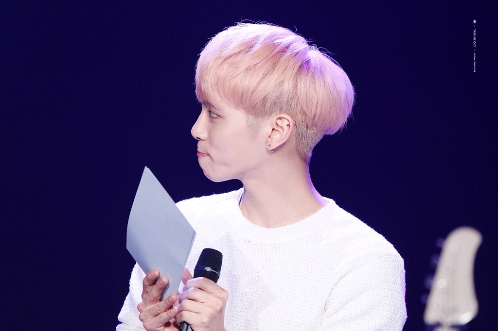 𝕛𝕠𝕟𝕘𝕙𝕪𝕦𝕟’𝕤 𝕤𝕡𝕒𝕔𝕖 ☾ tweet media