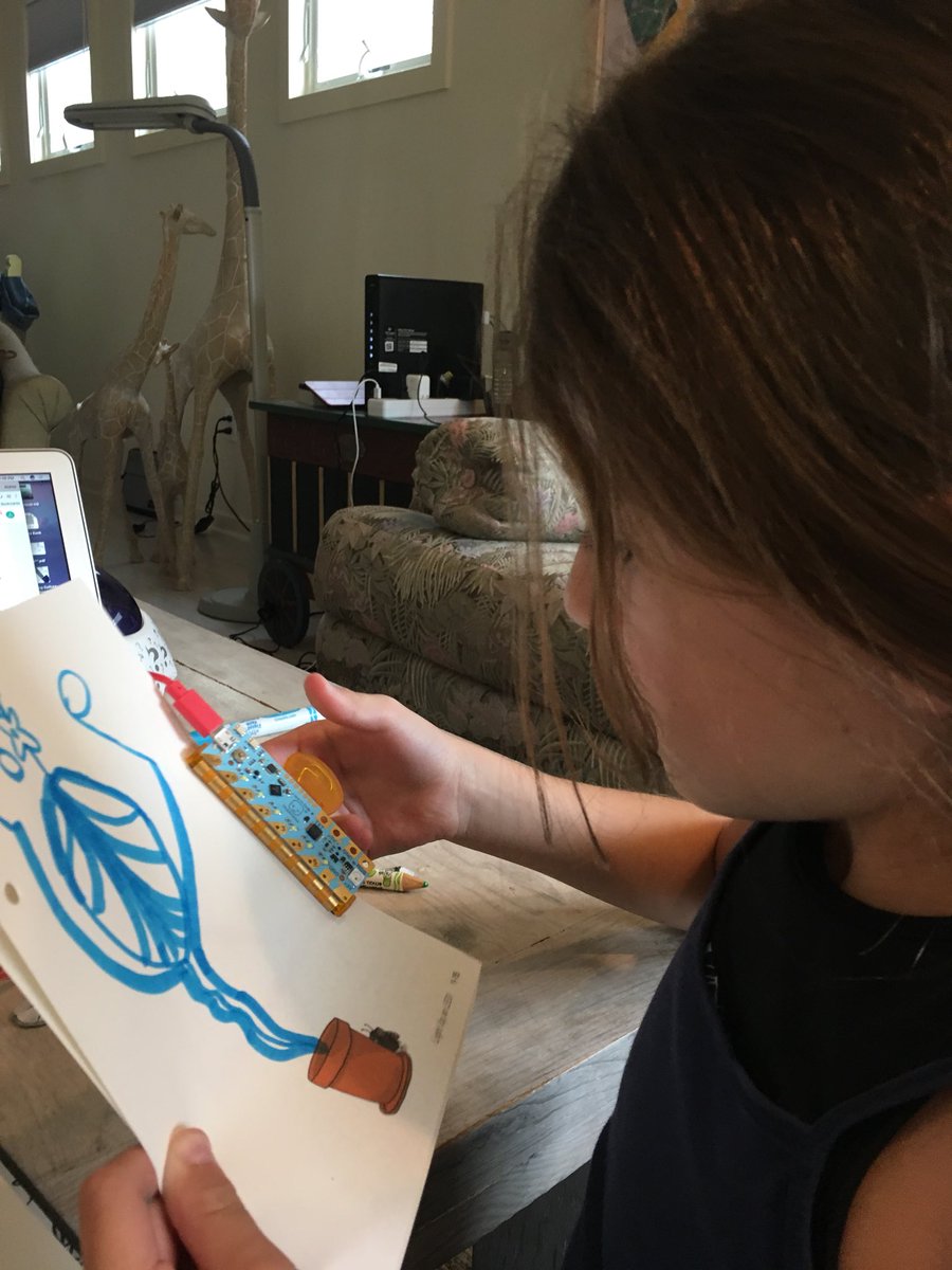 andreabrothman's tweet photo. Exploring Love to Code w/my 8 yr old. Beautiful, thoughtful, and inspiring intro to #papercircuits and #coding. Thank you @chibitronics and @gravescolleen! https://t.co/lSa7j2t5bE