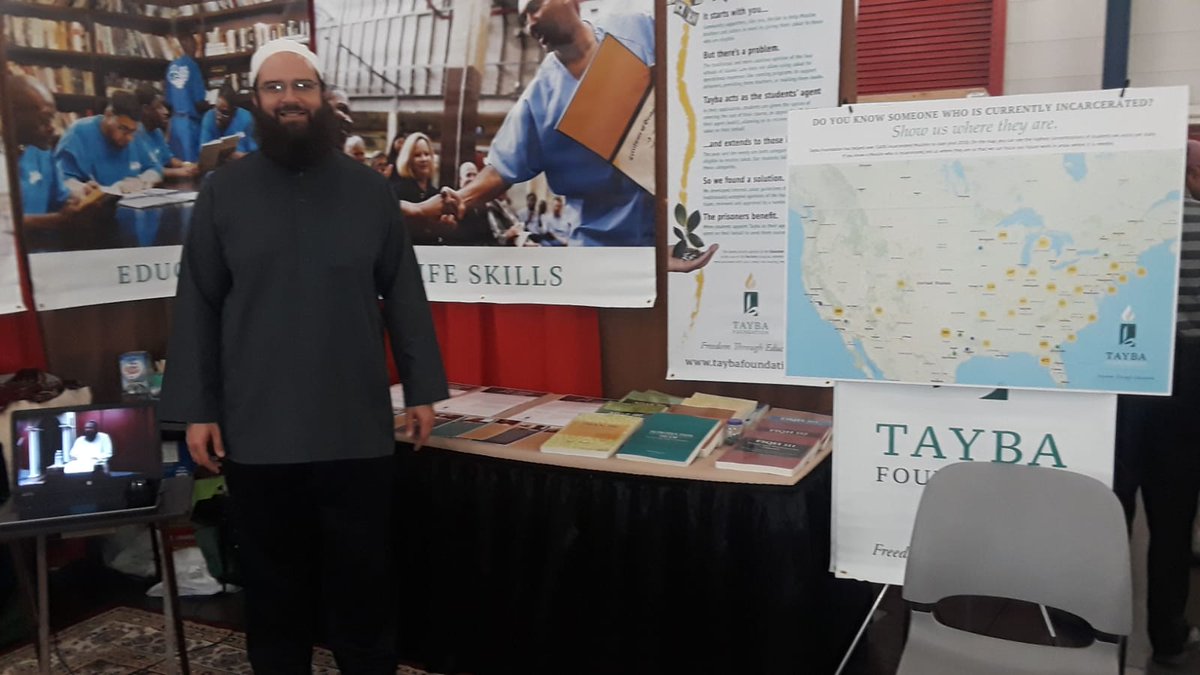 TaybaFoundation's tweet image. Shaykh Rami Nsour, Tayba's Founding Directorin front of our booth!! #ISNA55 #ISNA2018 @ISNAHQ