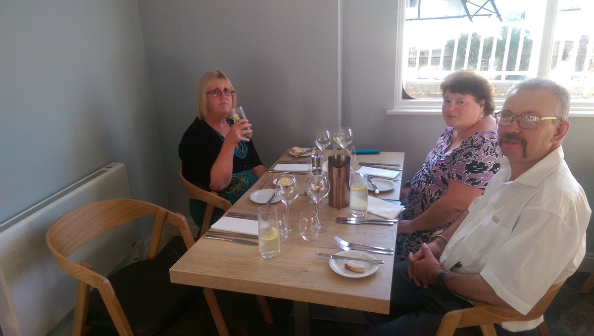 bealesteven45's tweet photo. The good ladies birthday spent at #Tauntons new #SeafoodResturant @albatross_fish food devine😘 #PorlockOysters superb😘Ricardo and his front of house team very professional, we will be back soon 10/10 https://t.co/4O1uvImJfv