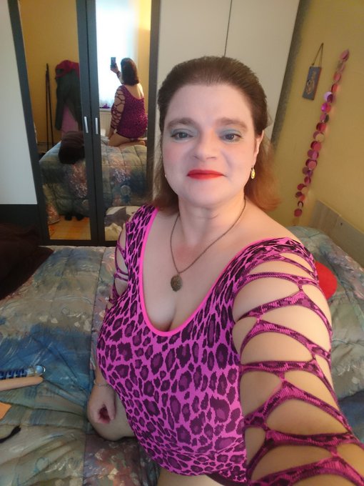 Jetzt live im Chat bei @zuhausecom Besuche mich im Chat und lass uns Spa&szlig;. https://t.co/Z1SSaQ4Ukw mich<a class="tags" target="_blank" title="On Twitter" href="/?out=eyJ0eXAiOiJKV1QiLCJhbGciOiJIUzUxMiJ9.eyJpYXQiOjE3MjYwOTI4MzUsImlzcyI6InR3cG9ybnN0YXJzLmNvbSIsIm5iZiI6MTcyNjA5MjgzNSwiZXhwIjoxNzU3NjI4ODM1LCJyZWRpcmVjdF91cmwiOiJodHRwczovL3R3aXR0ZXIuY29tL3p1aGF1c2Vjb20ifQ.aBpjMk9UxrA-IzLhSqC3CdcE3ROgFttXH4oL0dIkMskaf7fe42KqU4YYGvB1F25ZFI3GT6ZVTo4eXTTKH9MHWw">@zuhausecom</a><a href="/tag/free"class="tags"><span>#free</span></a><a href="/tag/highheels"class="tags"><span>#highheels</span></a><a href="/tag/chat"class="tags"><span>#chat</span></a><a href="/tag/webcam"class="tags"><span>#webcam</span></a><a href="/tag/webcamgirl"class="tags"><span>#webcamgirl</span></a><a href="/tag/chubby"class="tags"><span>#chubby</span></a>