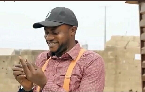 Anchor: Best comedian goes to Odunlade Adekola!
Odunlade: