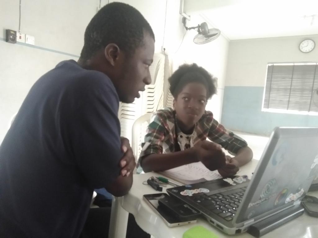 CodeRookies's tweet image. That moment when explaining #CSS selector, property &amp;amp; value, &amp;amp; not clear. The moment she gets it right &amp;amp; using it correctly. @ossia #WeekendCoding #SummerCoding #CatchEmYoung #KidsCoding #CodeNewbie @oke06 @Iam_Oluwadamsel @tanner_crow @learningcode @mozilla #WebDesign @codeorg