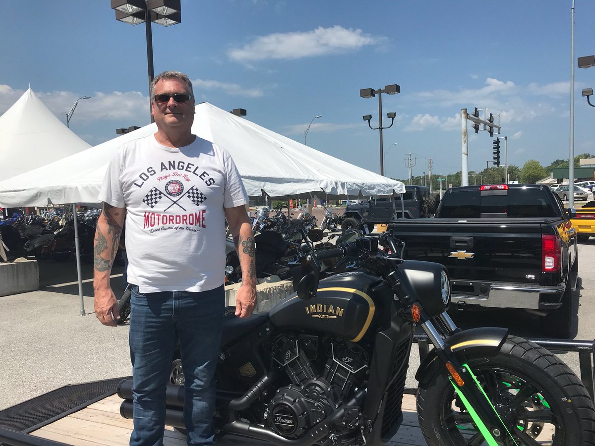 HeadIndianCoMo's tweet photo. Congratulations to Rex on his new Jack Daniels Scout Bobber, Gayle and Lonnie on their custom Roadmaster Trike, Brad and Andrea from Alaska on their Chieftain Dark Horse, and Jared on his new Scout! We appreciate your business 🏍️💨 #TheRoadIsCalling #StartYourLegend https://t.co/CafUmhcJMj