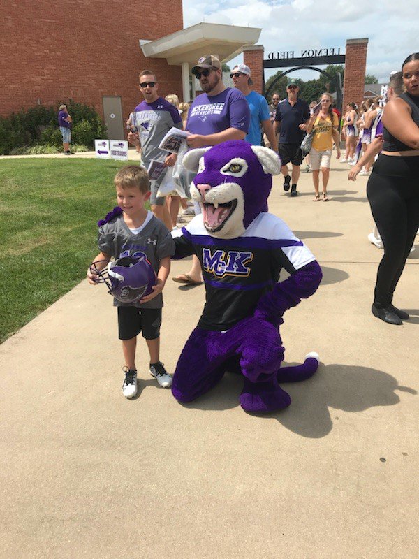 McKendreeDance's tweet photo. First home football game of the season!!  @McKendreeU has the best fans!!! https://t.co/O2My03qJUe