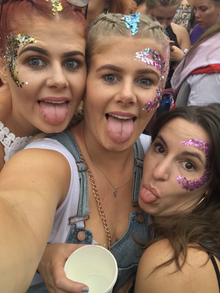 EmSnape's tweet photo. 🎉🌟🎊💕🎼🎪 @capliverpool #fusioncapital https://t.co/comGxibuhm