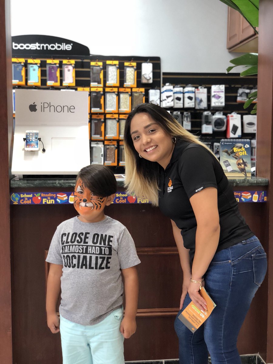 vtruongcao's tweet image. #BackToSchool event for our future customers 🎒📓🎈🎨 #BoostLife #BoostTakeover #BoostNation #MidAtlanticGrind @SMcgowan763 @JayMiglionico @SPG_Barwell @Eric_K_Wong @VIPwireless