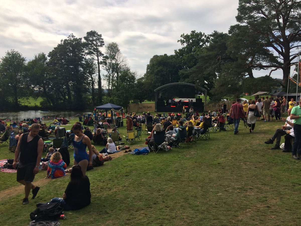 Good times at <a href="/TheBigCwtch/">Big Cwtch</a> festival today. What an amazing location. #livemusic