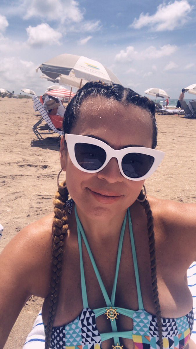 Mayra2809's tweet photo. Get away weekend #Hutchinsonshores #LaborDayWeekend2018 https://t.co/wRzt9fsKwZ