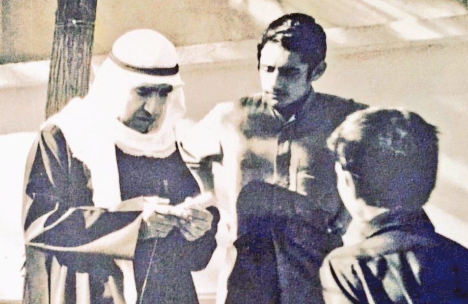 nawafalhamly's tweet photo. بنت الكويت أقبال سيد بهبهاني دائما تبادر فى تقديم الهدايا التقديرية لكل أبناء الديرة الذين يسجلون أنجازات مشرفة لرفع علم بلدنا عاليأ بالمحافل العربية والدولية دون تمييز ..لذلك نأمل من كل التجار ان يحذو حذوها لتشجيع أصحاب الانجازات سواء كانت رياضية او علمية https://t.co/pTIvgQV2SS