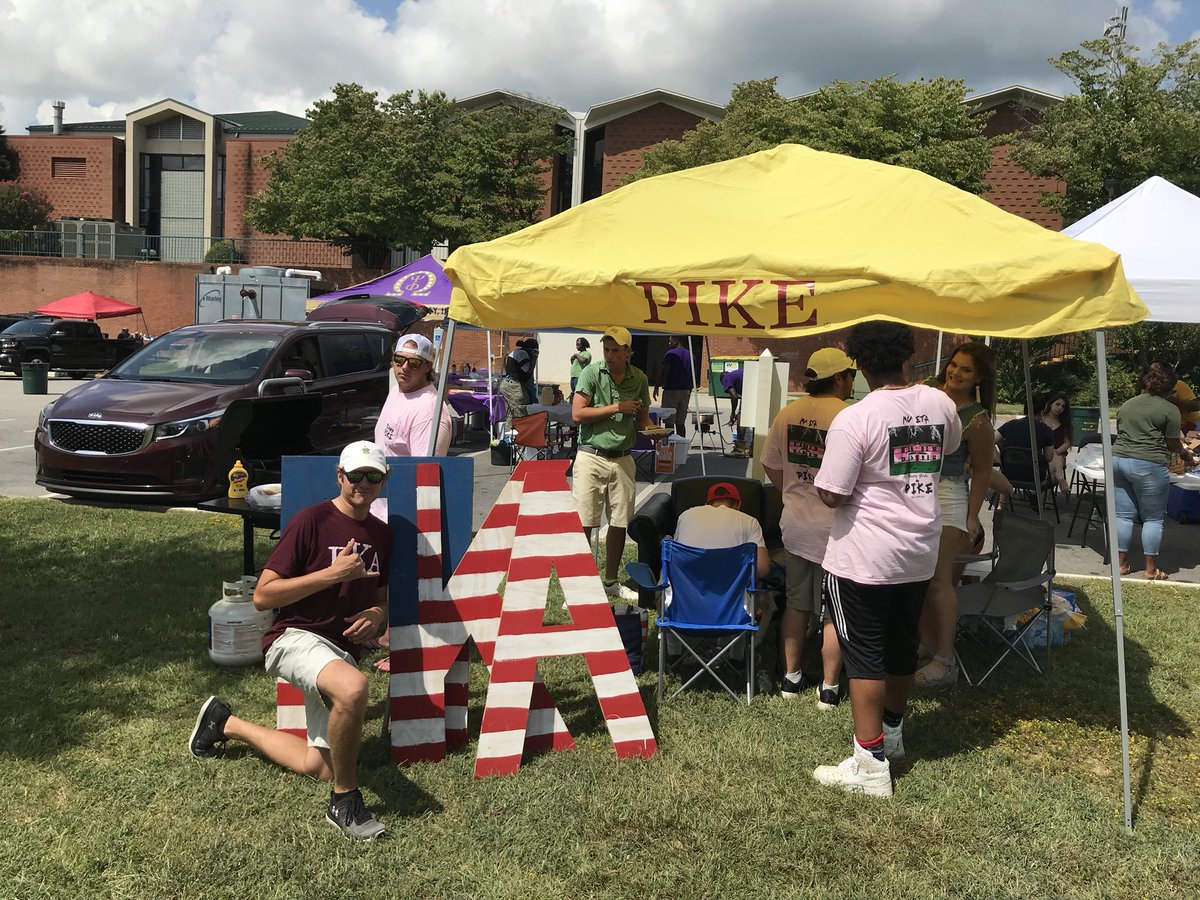 Pike_Methodist's tweet photo. Tailgate at @mumonarchs Home Opener! Great to have these brothers out as well as a surprise visit from our Dream Girl @_rachelcarlton! 
#RushPIKE https://t.co/ljXJBy61lO