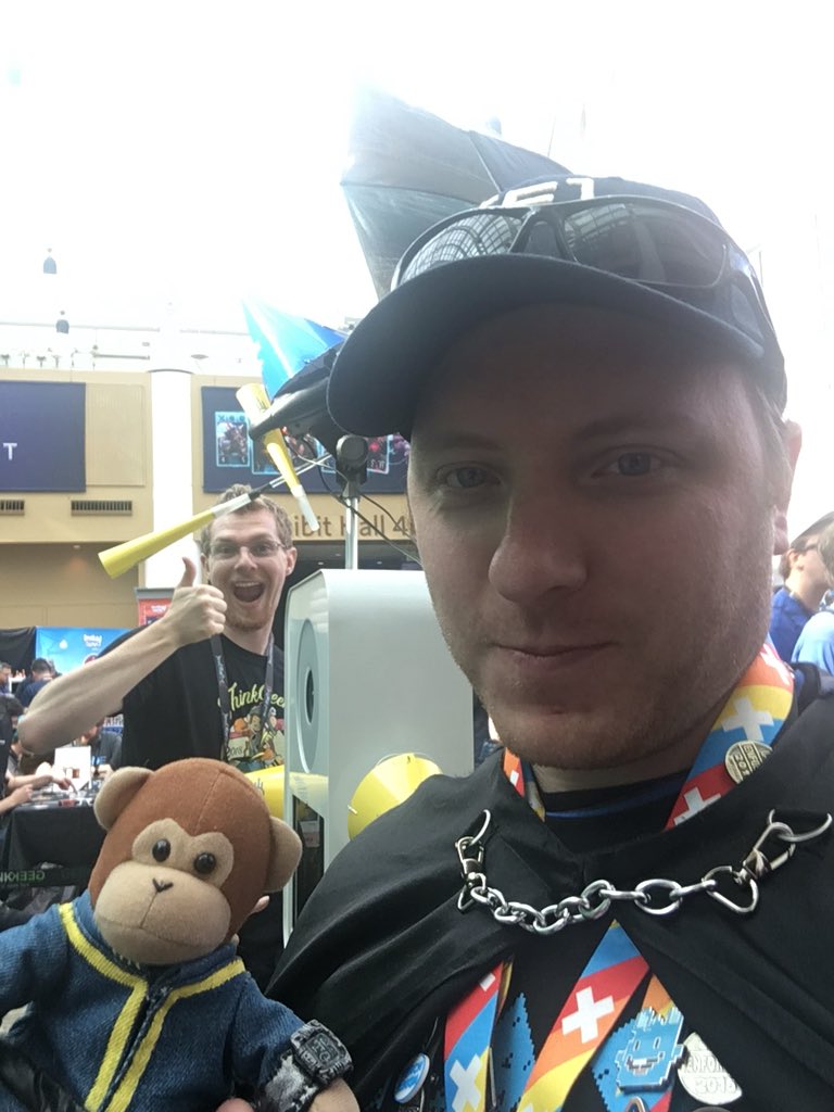 mvbattista's tweet photo. Behind the scenes at #ThinkGeekPAX https://t.co/cumO3BsZLr