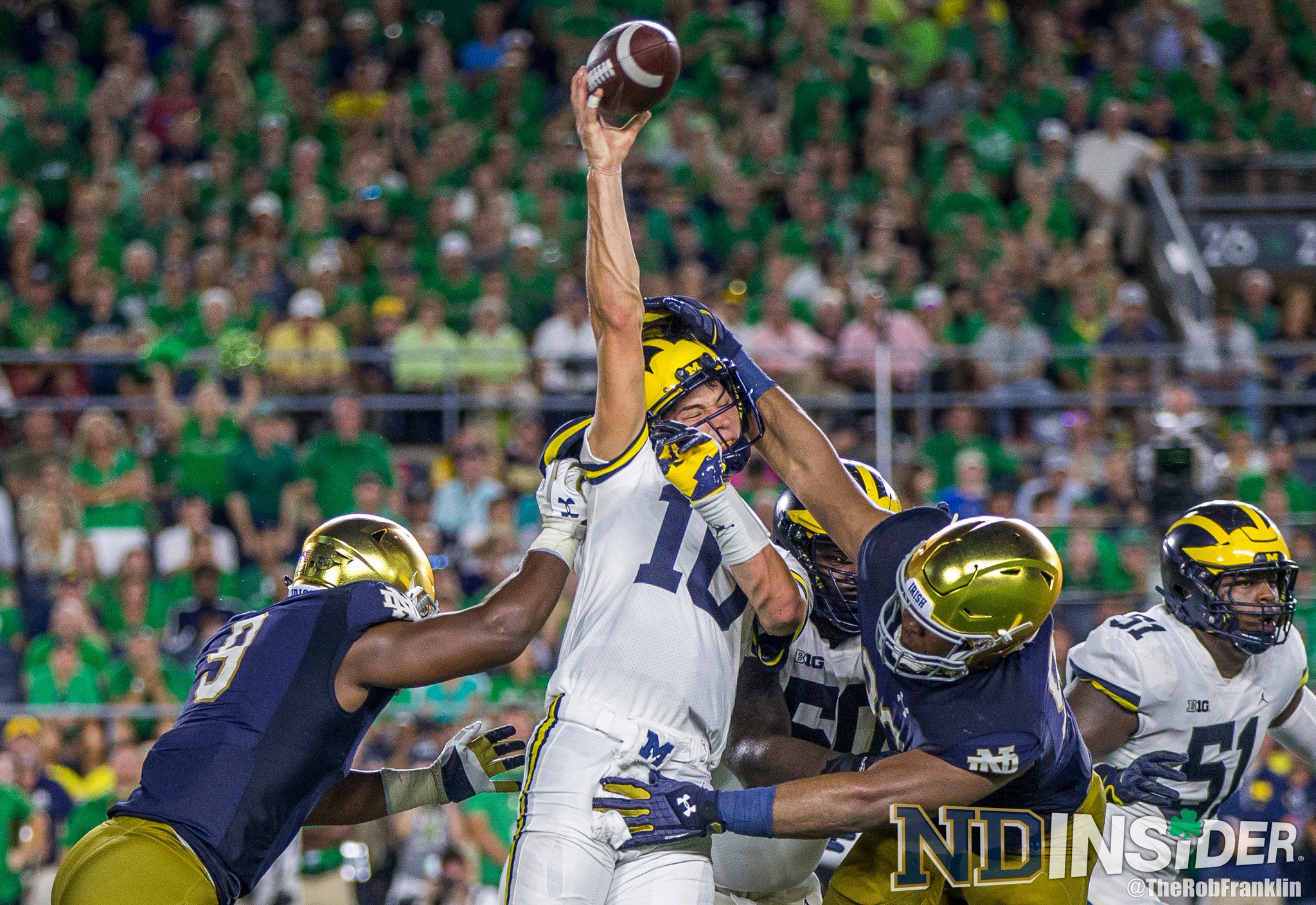 DmD3TakX0AAKjqQ.jpg:large