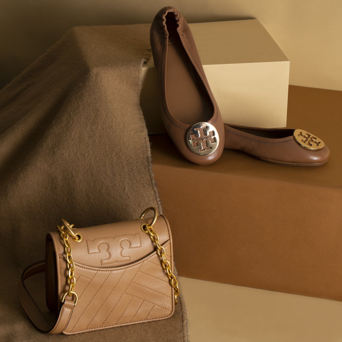banananina tory burch