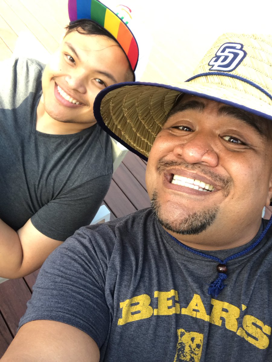 fetesd's tweet photo. Polynesian nights - Padres Game! #SDinHD #PIFA #sdmgc https://t.co/IGr9cLySLb