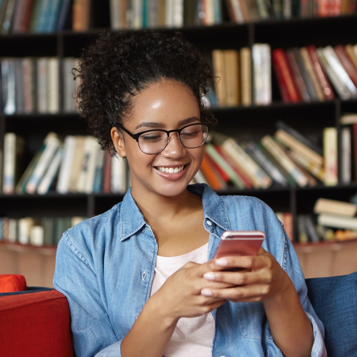 multiphone's tweet image. ¡Esa es la sonrisa que más nos gusta! 🤗❤
Recarga tu cuenta de llamadas con Multiphone a partir de $20 USD y disfruta 20% de saldo adicional para que no pares de comunicarte con tus amigos y familiares que hoy están a distancia. 📞☎
#Multiphone #LatinosPorElMundo #LatinosEnUSA