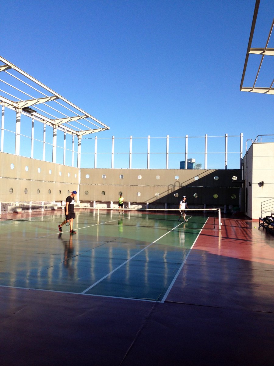 bj_kiem's tweet photo. GSIS faculty tennis club is now in session. All welcome! #knightsrok the courts https://t.co/69N5PI0nii