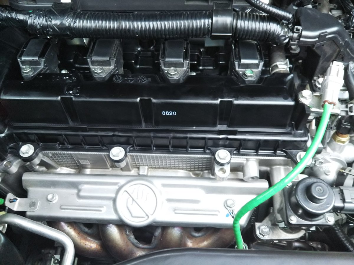 ツー こんぬにゃん 先週ソリオのオイル交換時にエンジンにオイル漏れがあるのが発覚 昨日保証で修理してもらったらヘッドカバーが新品になってた 詳細は妻が説明受けてたのでちょっとわからないのですが 現行ソリオでオイル漏れある方はディーラー