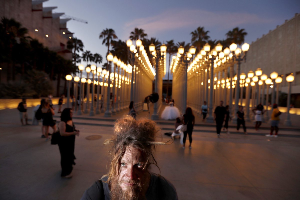 latimes tweet picture