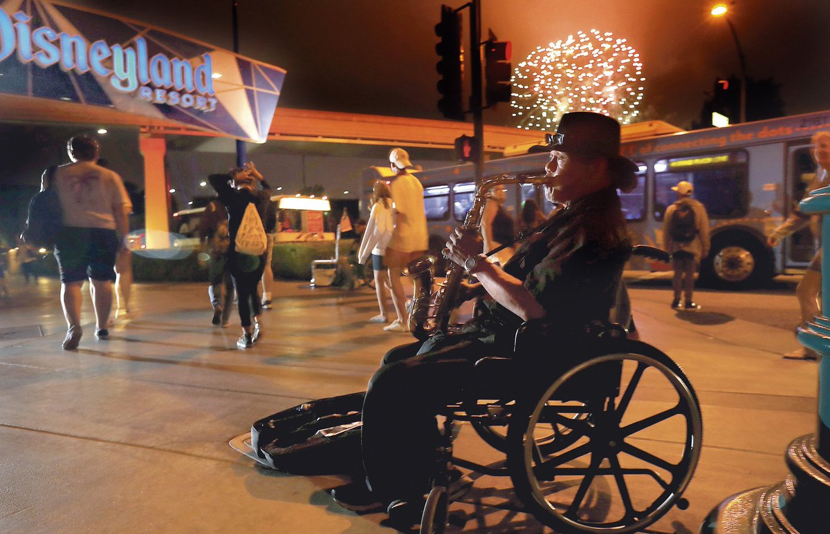 latimes tweet picture