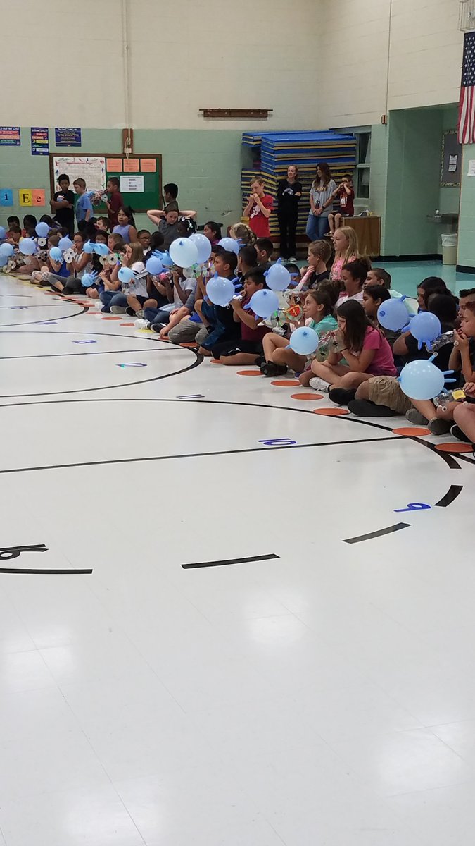 RonAlburtus's tweet photo. Korte 5th graders - Engineers in the making! @KorteCoyotes Way to go 5th graders and 5th grade Team! https://t.co/g2KlqXCI5P