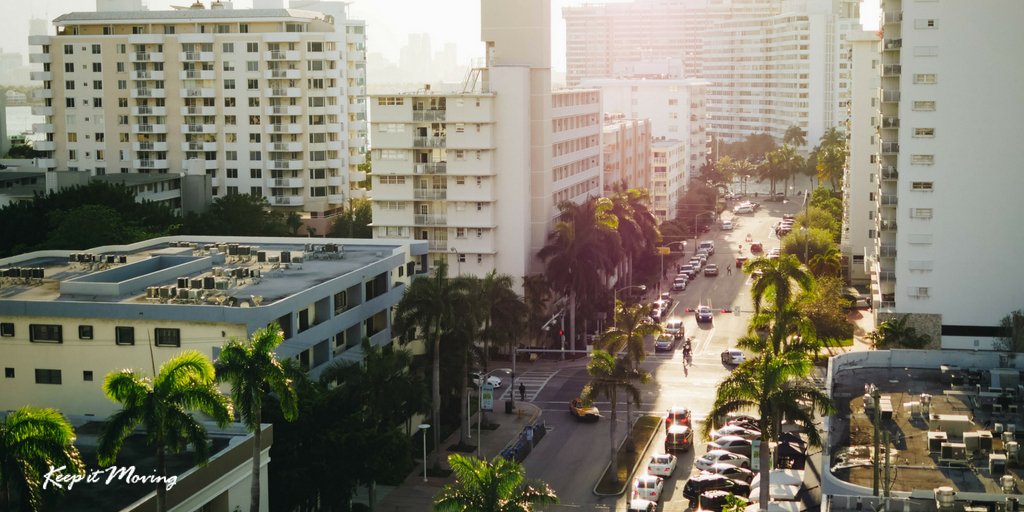 KimConference's tweet image. Join us in growing and improving life in our communities at our Keep It Moving Community Connection! Find out about upcoming events at thekeepitmovingseries.com #MerrickKnows #RealEstateSchool #MerrickDamon