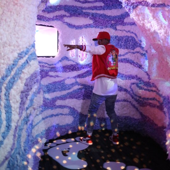 GRAMMYMuseum's tweet photo. "The #GetAnimatedInvasion,β explores the musical history of famous @WarnerBrosEnt cartoons by letting guests get hands-on. https://t.co/EsYvYlmt7S
Via @TODAYshow https://t.co/hUETOzrGfZ