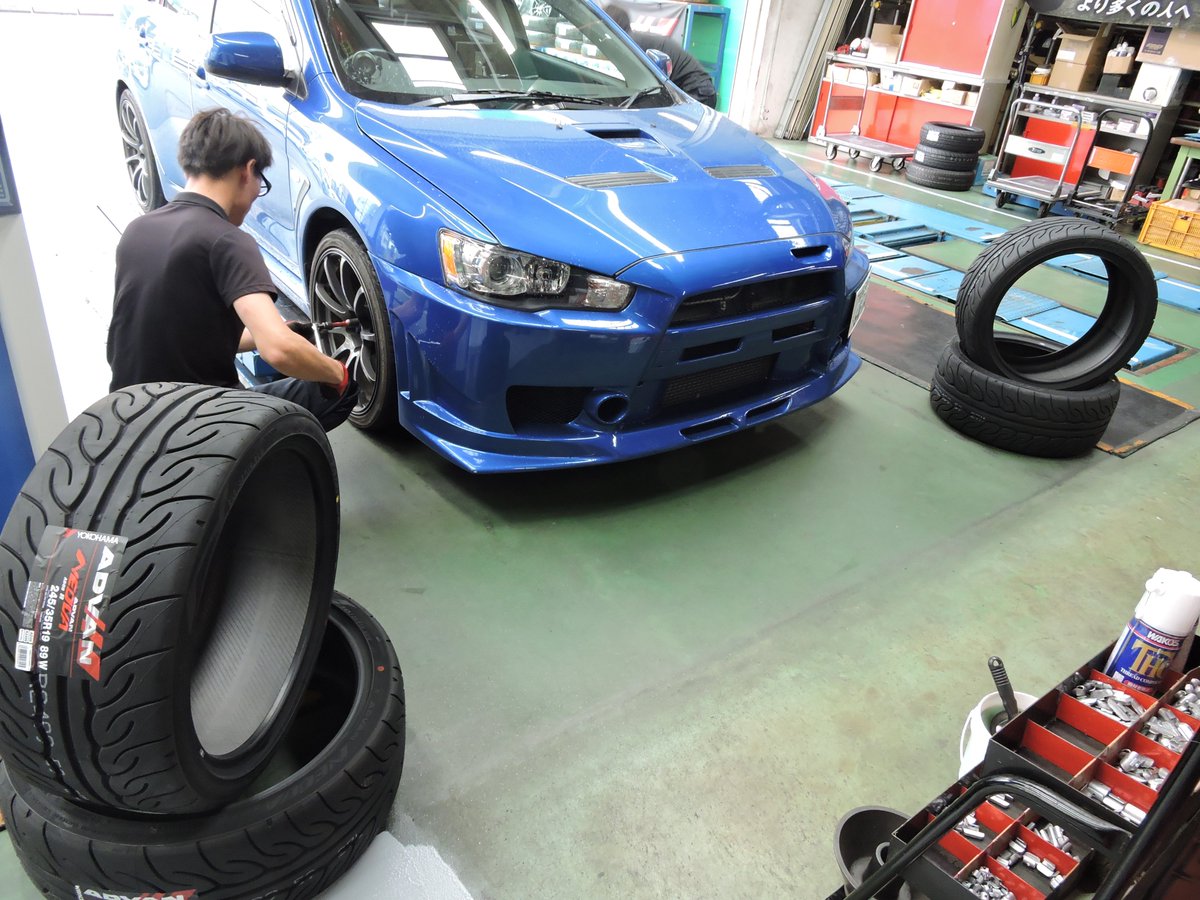 タイヤガーデン東京 練馬店 בטוויטר ランエボx に アドバンネオバ 取付ました 車もタイヤもかっこいいです ホイールもアドバンrs がかっこいいです Y様 雨の中御来店ありがとうございました タイヤガーデン Ad08r アドバンレーシング 練馬区