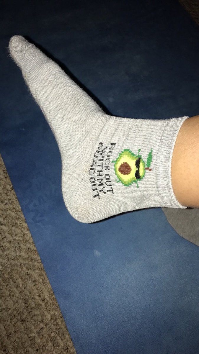 HWise001's tweet photo. @ChelseyAllen87 is rockin' her avocado socks! Wish I had a pair. #D239SW https://t.co/VEOlSNF23T