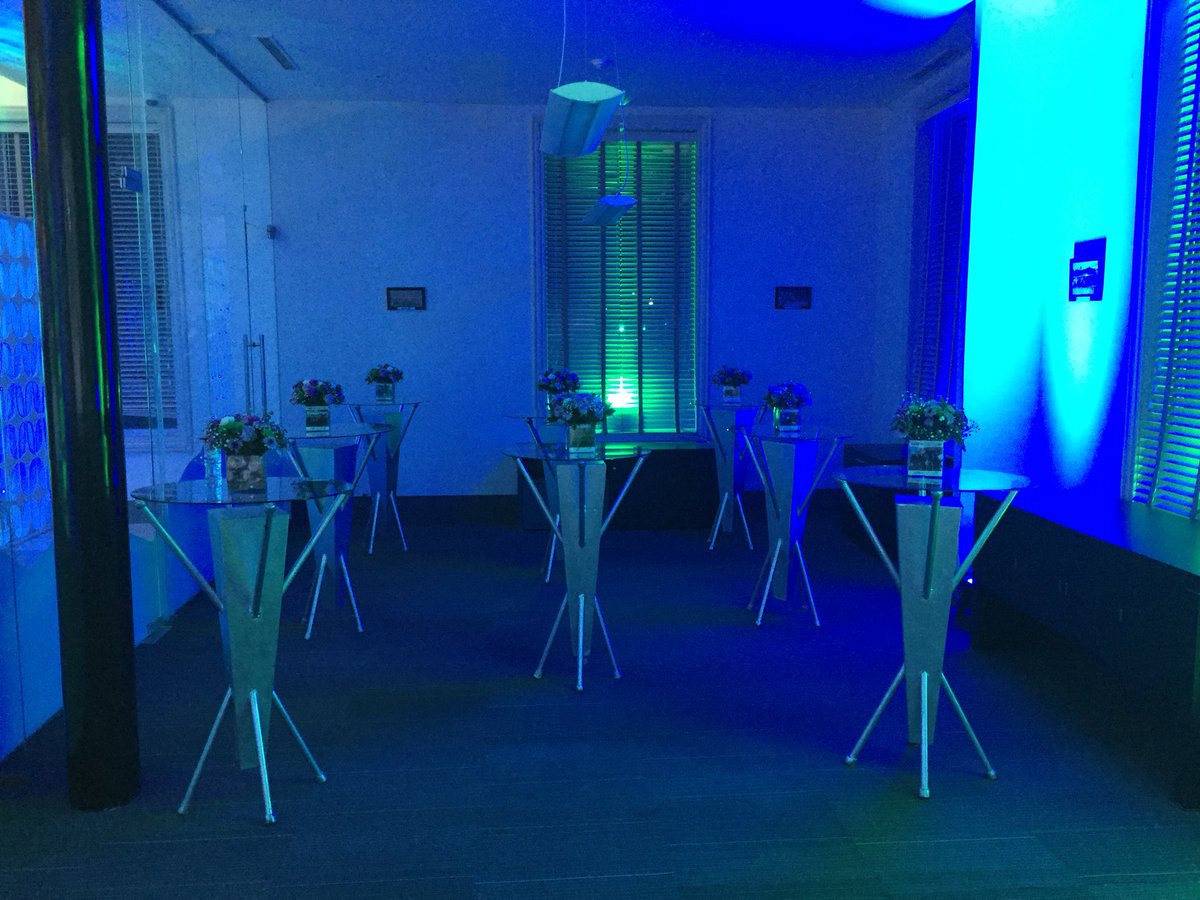 COPLAEventos's tweet photo. Grupo KC metlife seguros #aCOPLAte https://t.co/Z0p4TI76TF