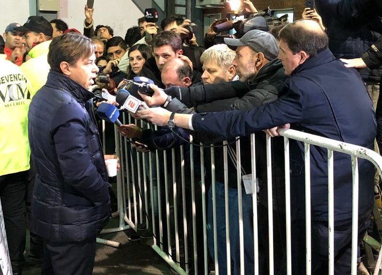 RiverPlate's tweet photo. 🎙 Marcelo Gallardo, en zona mixta: "En la semana hicimos un esfuerzo grande y hoy también, lamentablemente nos empataron cerca del final. Tenemos que estar tranquilos, vinimos a buscarlo y lo logramos mientras tuvimos claridad". https://t.co/MsOdJ7zBiJ
