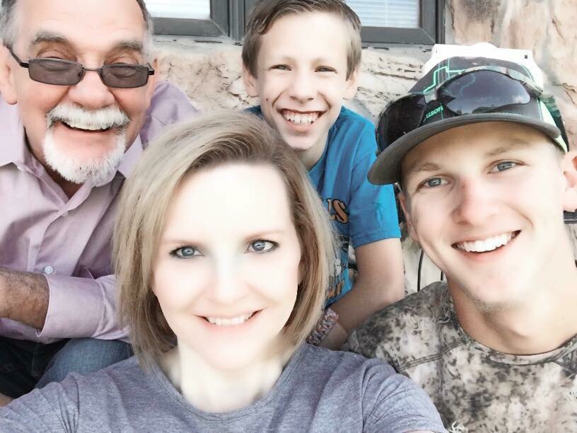 ChalinFarrow's tweet image. 