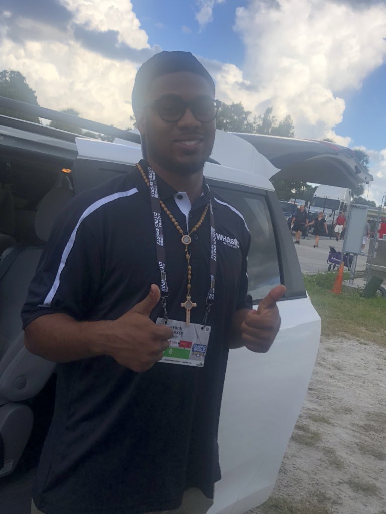 SaraColyer's tweet photo. Want to see an angel in real life? Meet phenomenal photographer Byron Parker! He works for our @TEGNA sister station @FCN2go in Jacksonville, but we got to borrow him for #CardinalCountdown. Thanks so much for lending us such a gem today team! @WHAS11 https://t.co/RuEp7utamm