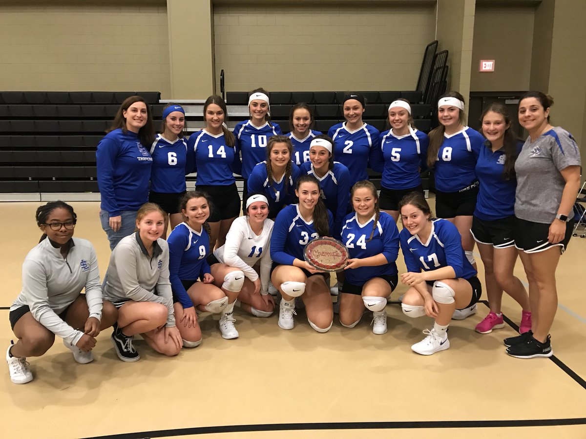 Lady Tarpons win the Assumption tournament!