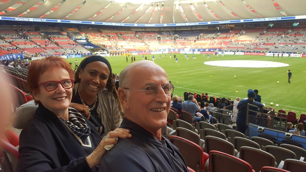 charmainecrooks's tweet photo. Taking in the game with my former coach and Olympic icons and community leaders Doug and Diane Clement @dclement007 @WhitecapsFC @bcplace #gowhitecapsgo https://t.co/itsOx4XD2s