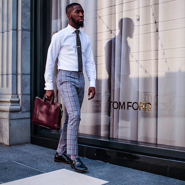 Yes! @geramiahgardner
.
.
.
.
.
#blackmenoffashion #blackmensmile #blackmenkillingit #blackmenwithgreatstyle #hbcufashion #theblackmancan #blackmensfashion #welldressedmen #blackmenmatter #blackmenstyle #blackmenfashion #blackmenrock #highfashionblackmen… ift.tt/2wvzXI4