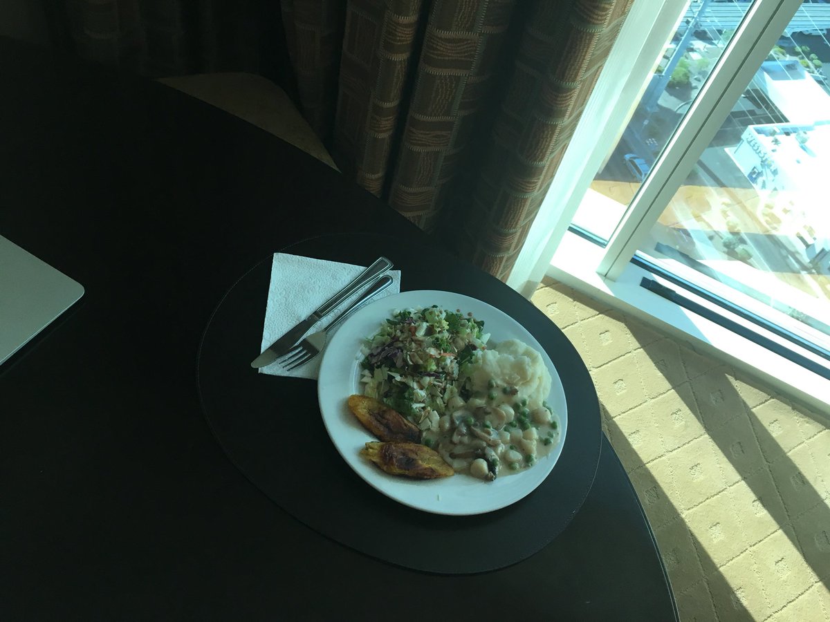 GAnthonyJoseph's tweet photo. Even while on vacation my lovely wife makes a Trinimen feel at home  😃🍽 #love #marriage #vegas  #Trinidad #TrinidadandTobago https://t.co/89SkYQvFG1