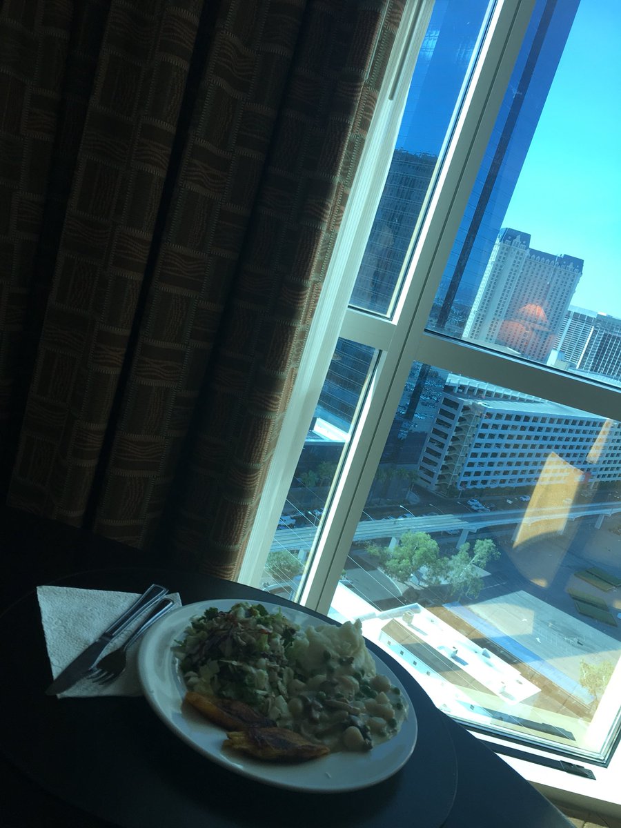GAnthonyJoseph's tweet photo. Even while on vacation my lovely wife makes a Trinimen feel at home  😃🍽 #love #marriage #vegas  #Trinidad #TrinidadandTobago https://t.co/89SkYQvFG1