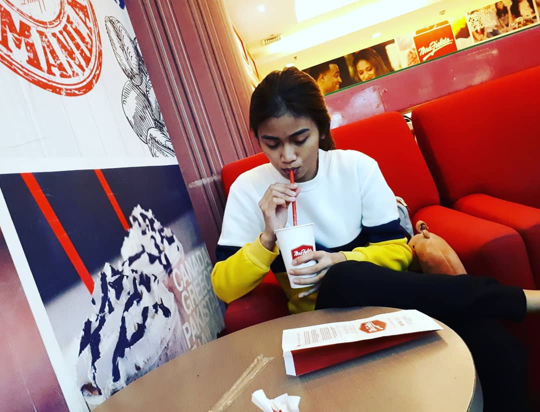 menchtags's tweet photo. Waiting for boarding 😍🧡✈ See you later Pamily in Gen. Santos City 😘🐟 #TNTTunaFest https://t.co/9k6XoFCMMl