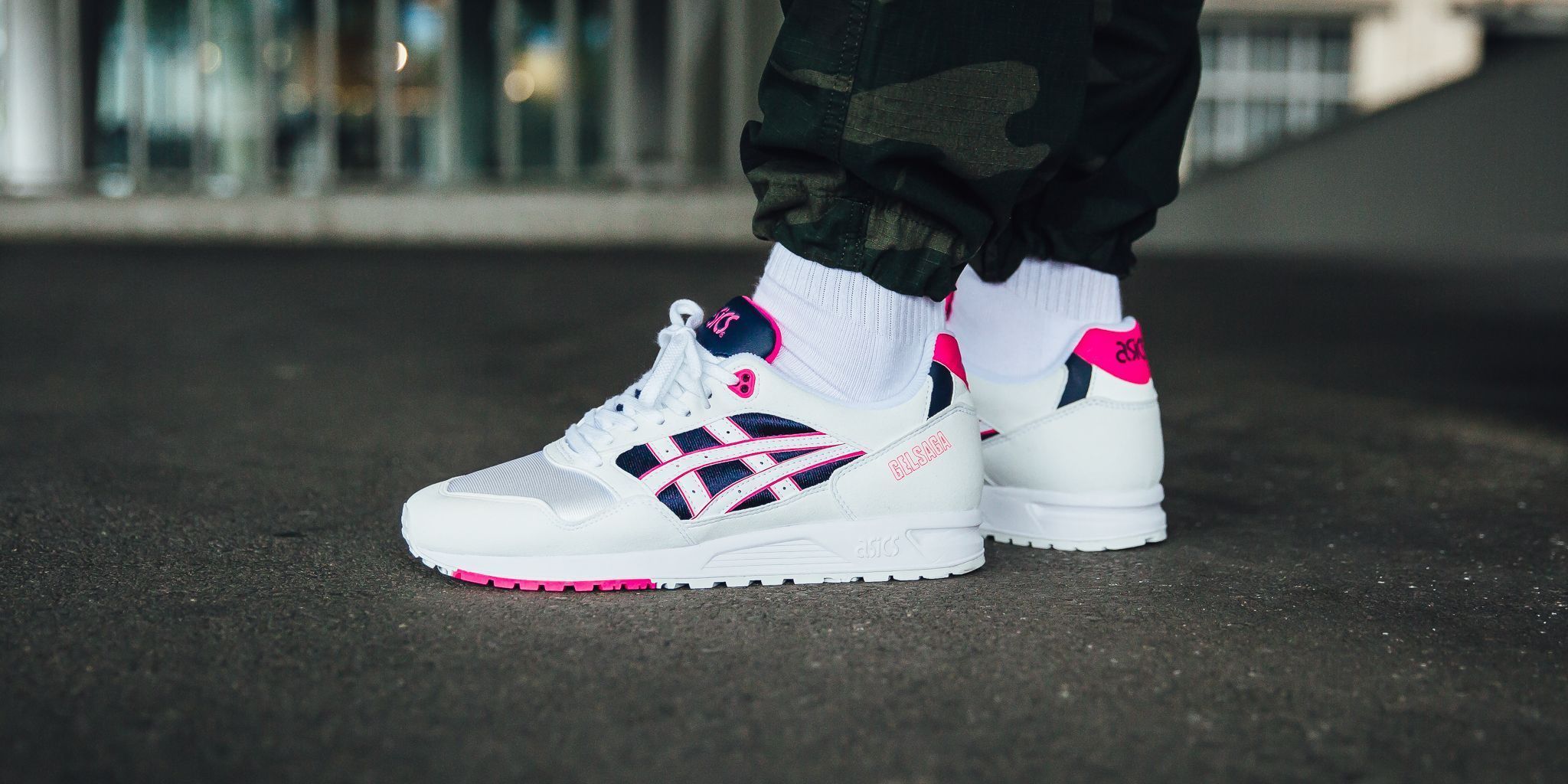 Asics gel hotsell saga pink