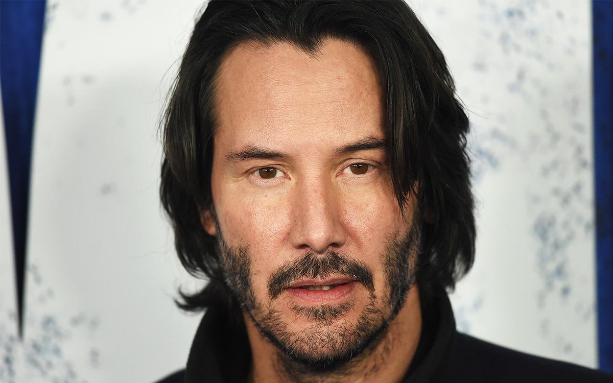 El insuperable Keanu Reeves cumple 54 años, un crack de los pies a la cabeza, un tío que cae genial y que es un gran actor. Ha dado grandes películas como MATRIX, SPEED, LE LLAMAN BODHI, JHON WICK, entre otras muchas. Hay un hype bestial con JHON WICK 3... muchísimas felicidades.