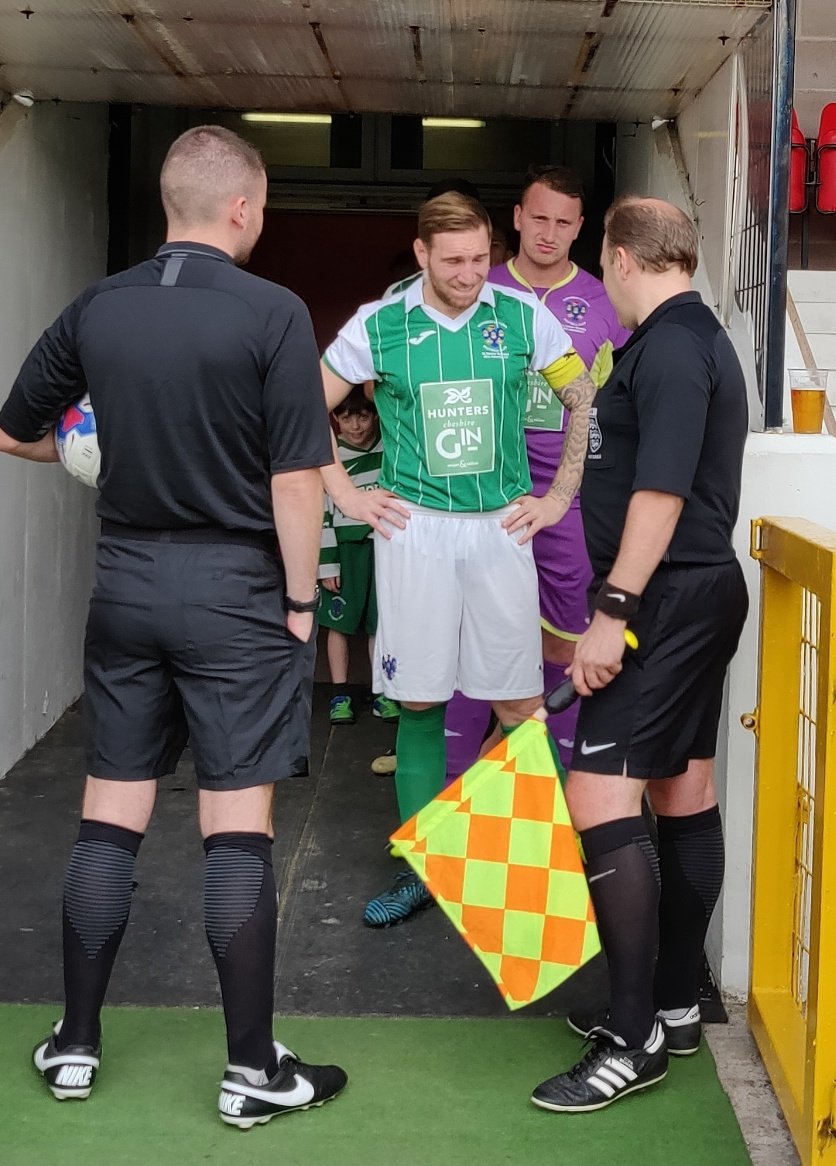 bazley10's tweet image. After a busy morning at The Vics the highlight was seeing @NorthwichVicsFC Mascot for the Day Sam Whitlows face when he met the players &amp;amp; warmed up on the pitch beside them makes it all worth while This Really is "The Beautiful Game " 💚⚽🇳🇬 @OffsideTrust @NonLeagueCrowd