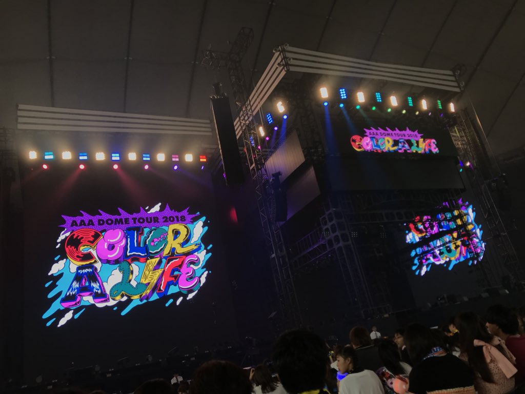 aaa_luv_r's tweet photo. 21列目 しぬかもしれない。
ドキドキとまらん！！！！！

#CAL #AAADOMETOUR2018 
#AAADOMETOUR2018COLORALIFE 
#CALORALIFE https://t.co/EmyIO6aPo1