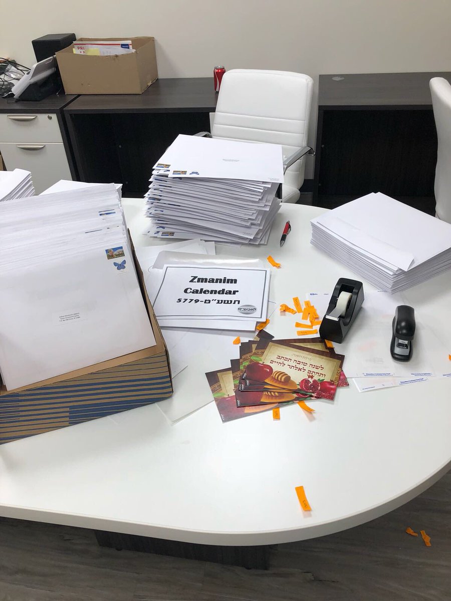 The annual pre-Rosh Hashanah Lasurim mailer to hundreds of inmates was mailed Friday. The mailer includes a Zmanim Calendar based on each inmates’ location; in addition to Rosh Hashanah-themed post cards that inmates use to send greetings to family and friends.